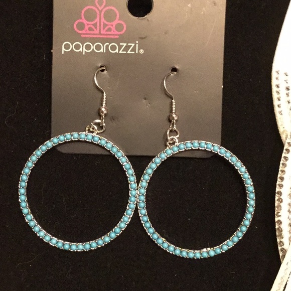 Shine Bright! Earrings & 2 Bracelets. - Picture 2 of 4